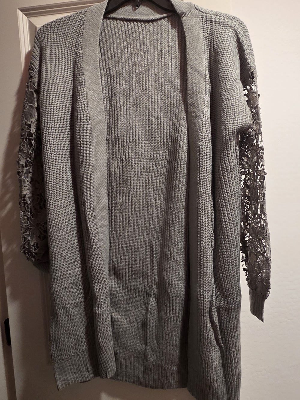 Source Unknown Gray Open-Front Cardigan with Lace Crochet Sleeves
